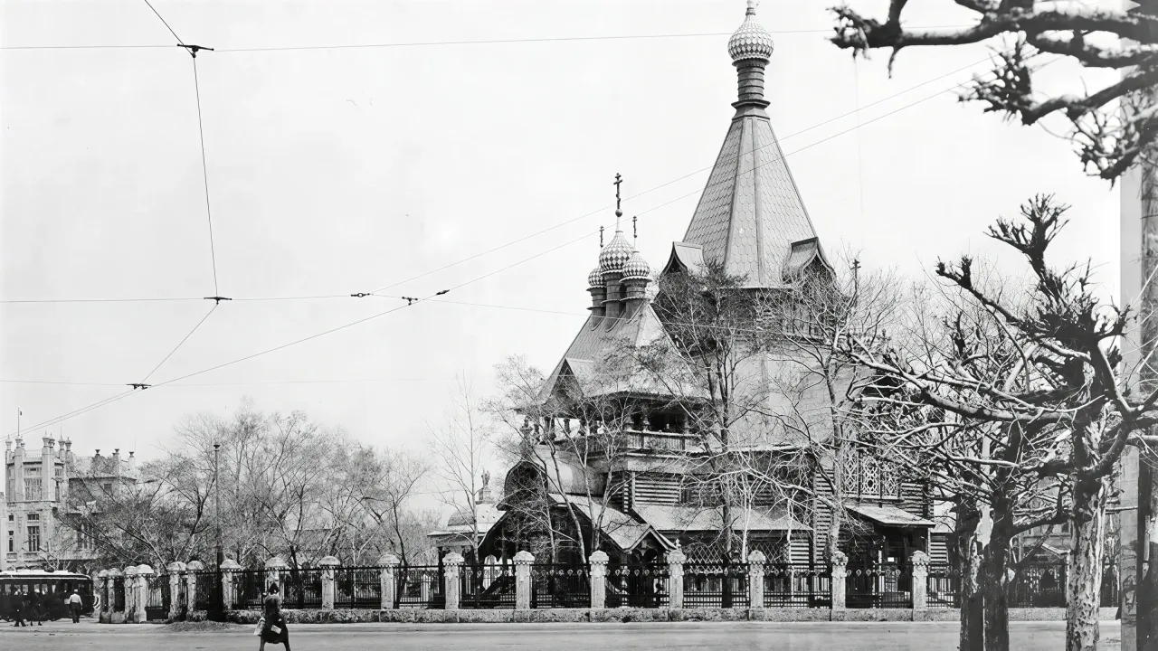 The Pealing Bells of Russian Harbin